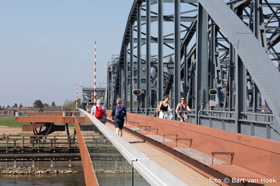 Oude IJsselbrug (2/8), foto Bart van Hoek