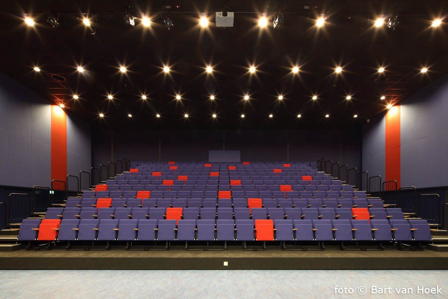 MFA Het Punt, de theaterzaal (6/8)