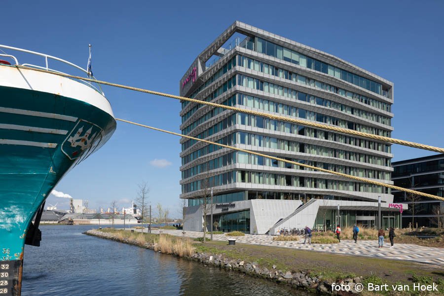 Moxy hotel Amsterdam (6/7), foto Bart van Hoek