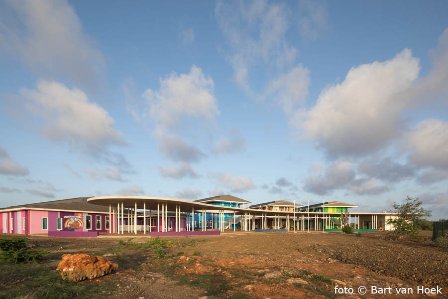 School op Bonaire (3/7), foto Bart van Hoek