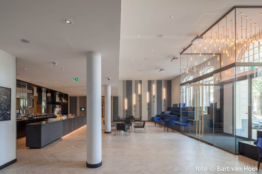 Spinoza / Hyatt Regency hotel, interieur (9/12), foto B. van Hoek