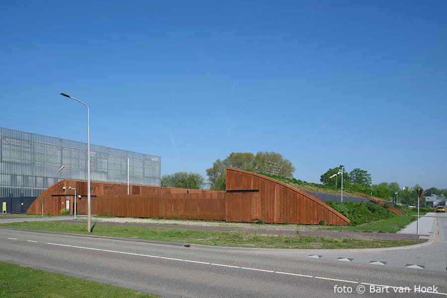 Chemicals & Gases (1/5), foto Bart van Hoek