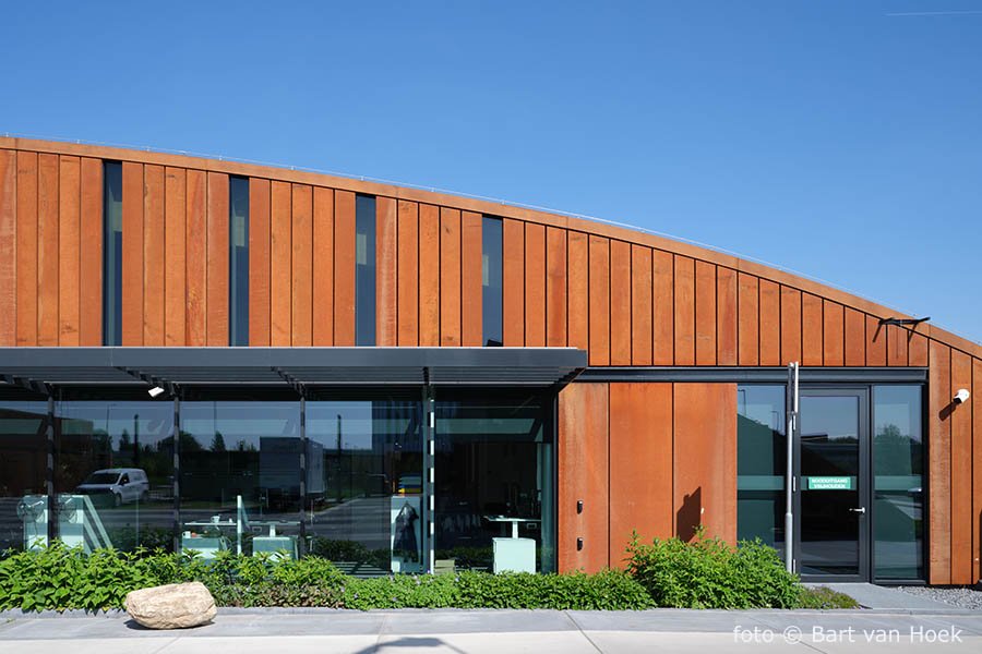 Chemicals & Gases (4/5), foto Bart van Hoek